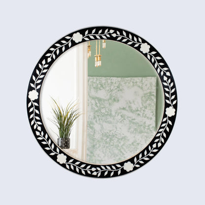 Bone Inlay Chaucer-Queen Round Wall Mirror, 28" Collection, Black and White