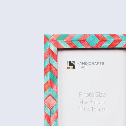 Picture Frames Mosaic Chevron Pattern Bone Inlay Collection in 3 sizes, Green & Red – Wholesale picture frames